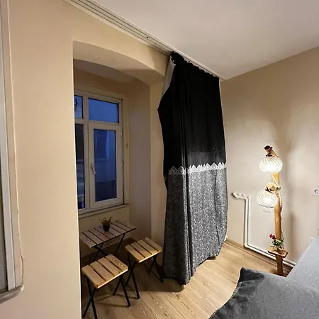 Hotel White Lily